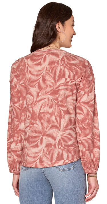 TOP *MISSY* MAHOGANY RED L/S EMBRD SCOOP NK