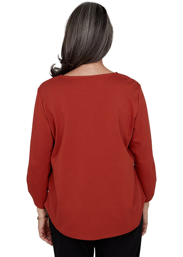 TOP *PLUS* TERRACOTTA TOSSED BUTTERFLY FLORAL