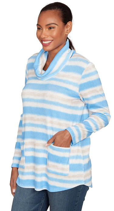 TOP *PETITE* BLUEBELL MULTI FEATHERED STRIPE