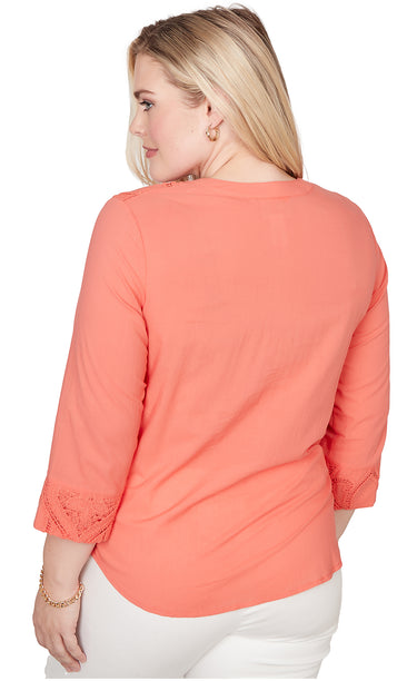 TOP *PETITE* TANGERINE SCROLL LACE TEXTURE