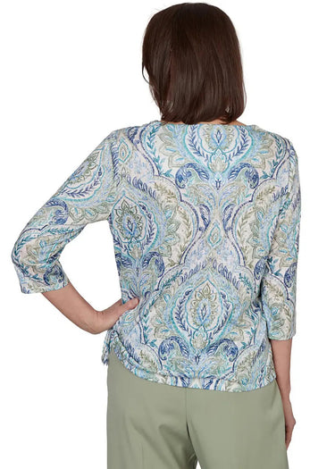 TOP *PETITE* GREEN MULTI MEDALLION PRINT