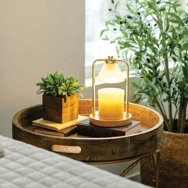 GOLDEN GLOW LANTERN