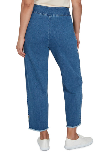 PANT *MISSY* INDIGO APPLIQUE CROCHET FLOWER