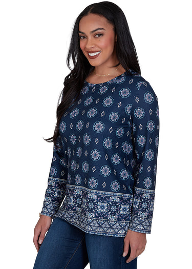 TOP *PETITE* NAVY MULTI SCOOP NECK BRACELET SLEEVES