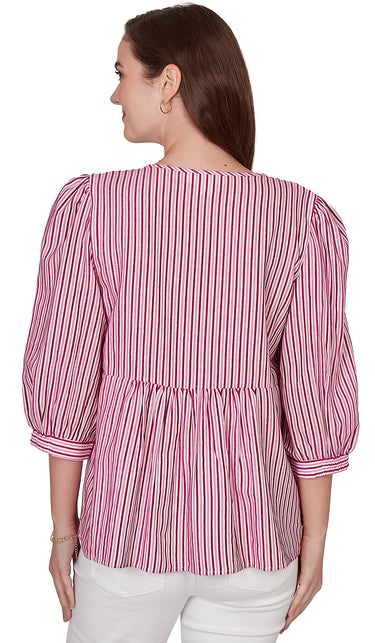 TOP *PLUS* FUCHSIA MULTI SPLIT NECK EMBROIDERED
