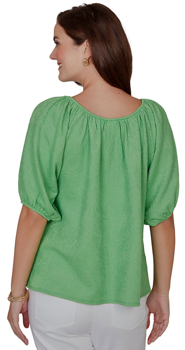 TOP *PLUS* SPRING GREEN TEXTURED FLORAL