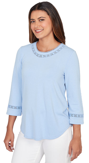 TOP *PLUS* LIGHT BLUE SCOOP NK 3/4 SLV