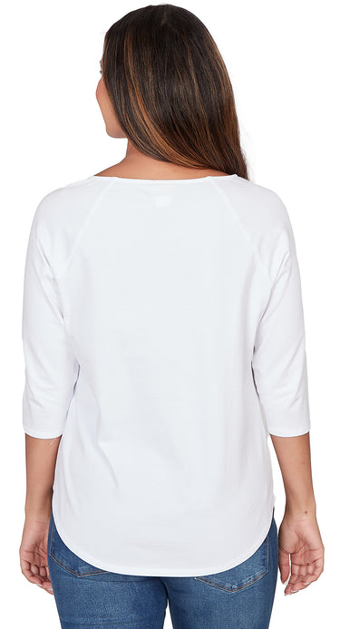 TOP *MISSY* WHITE BOAT NECK W/GROMMETS