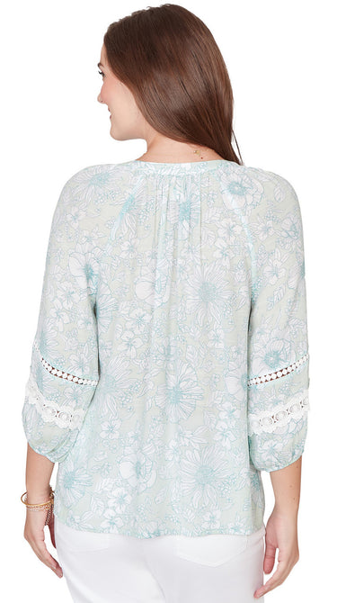 TOP *PLUS* ALOE MULTI SPRING FLORAL PRINT