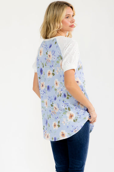 TOP *MISSY* BLUE FLORAL RIB KNIT HENLEY