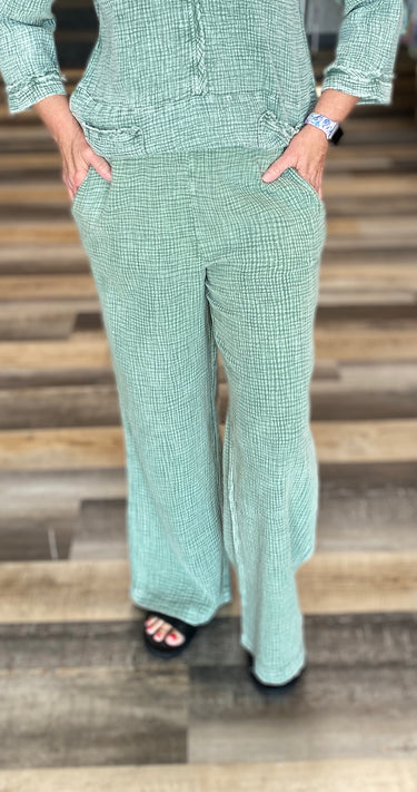 PANT *MISSY* SAGE OR SURF ACID WASH PULLON 28 1/2"