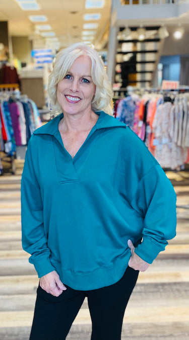 TOP *MISSY* V-NECK COLLARED POLO LONG SLEEVE