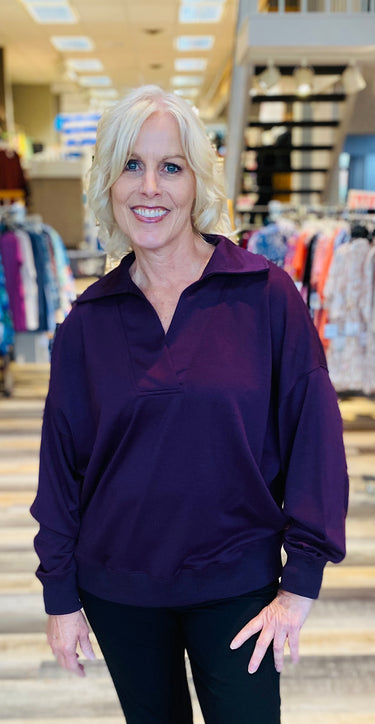 TOP *MISSY* V-NECK COLLARED POLO LONG SLEEVE