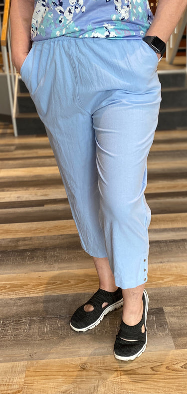 CAPRI *MISSY* BRIGHT WHITE CHAMBRAY PO W/RIVETS