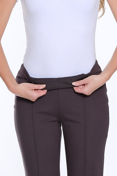 PANT *PLUS* PONTE PINTUCK FLARE