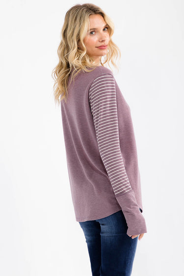 TOP *MISSY* LAVENDER STRIPE CONTRAST BUTTON FRNT