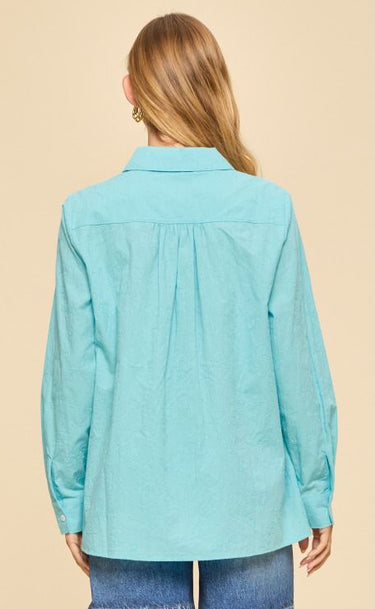 TOP *MISSY* EMBROIDERED BUTTON DOWN